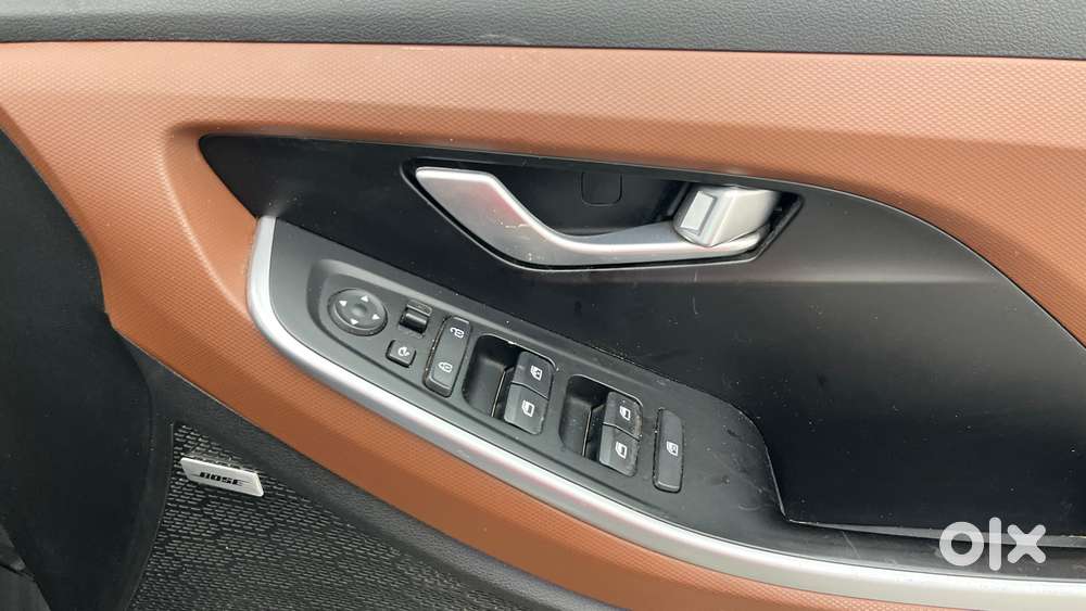 Hyundai Alcazar 2.0 Platinum (o) Petrol At 6 Str, 2022, Petrol