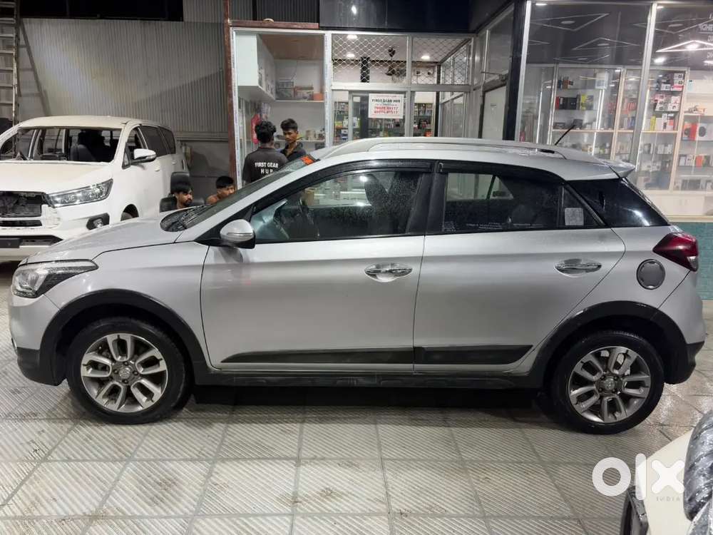 Hyundai I20 Active 2018 Km Driven