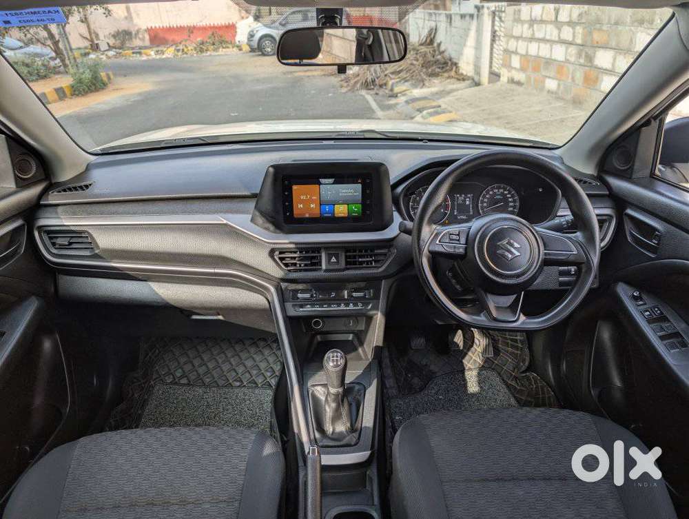 Maruti Suzuki Brezza 1.5 Vxi Smart Hybrid, 2023, Petrol