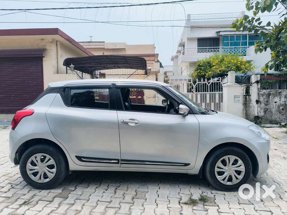 Maruti Suzuki Swift Vxi + Manual, 2021, Petrol