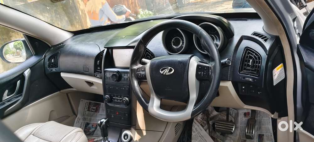 Mahindra Xuv500 2.2 W10 Sportz Edition Mt, 2017, Diesel