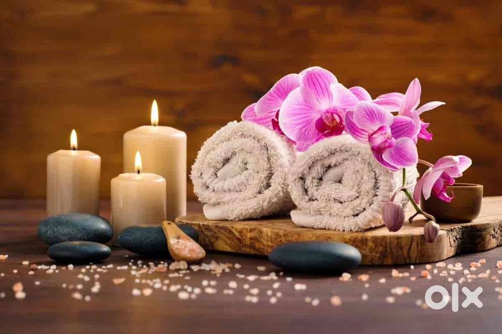 Need female therapist and telecaller for licesenced spa