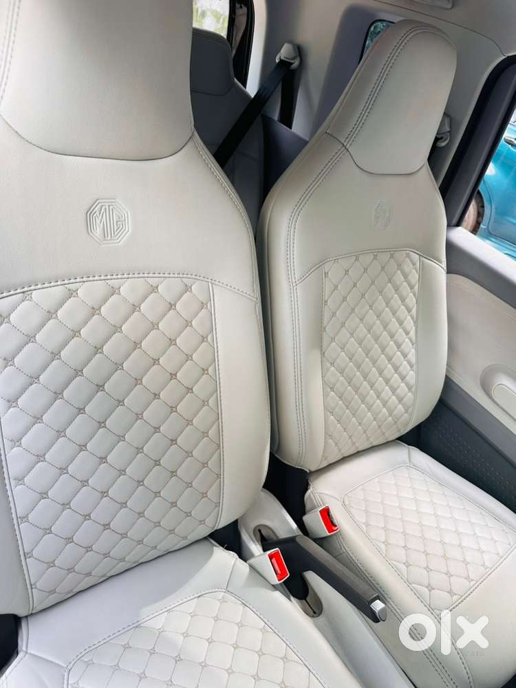 Mg Comet Ev 2023 Plush – Excellent Condition  Wellfit Car Seats