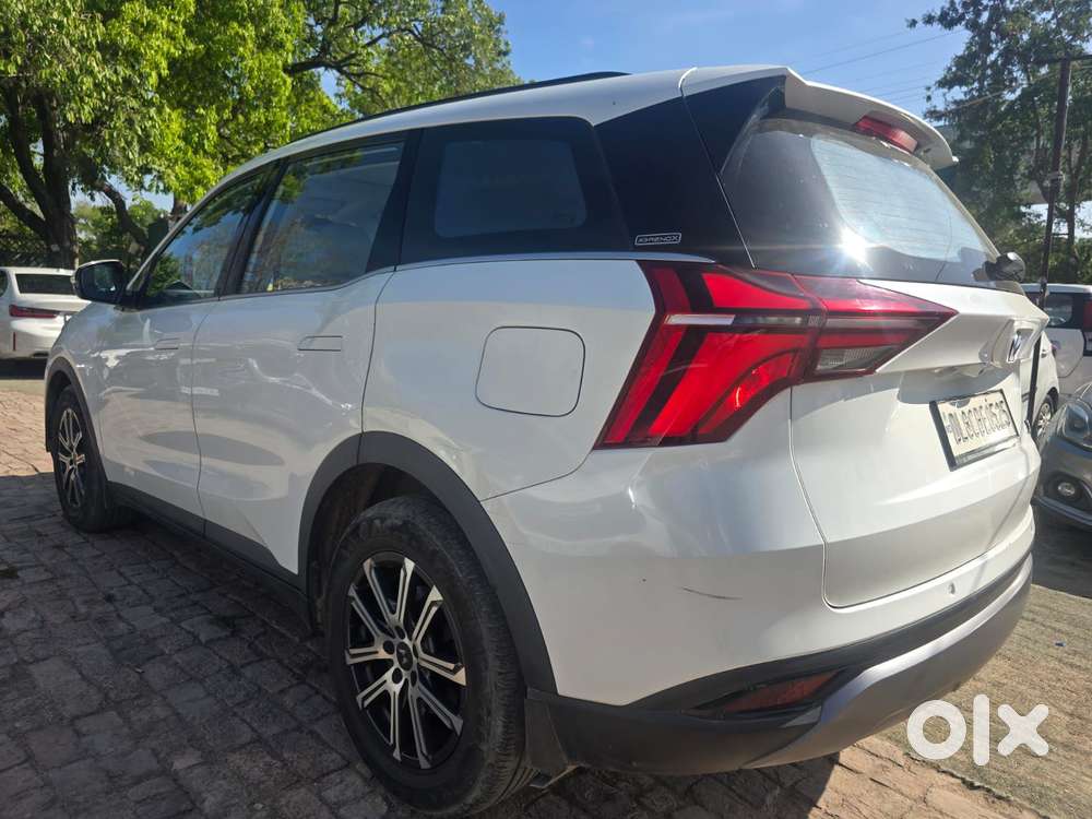 Mahindra Xuv700 2.2 Ax 7 Diesel At Str, 2022, Diesel