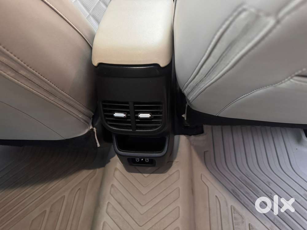 Hyundai Verna 1.5 Sx Petrol Mt, 2023, Petrol