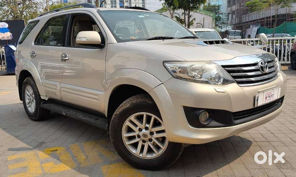 Toyota Fortuner 3.0 4x2 Mt, 2012, Diesel