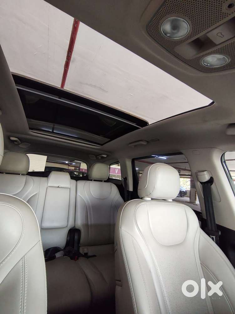 Mahindra Xuv700 2.0 Ax 7 Petrol At Luxury Pack Str, 2023, Petrol