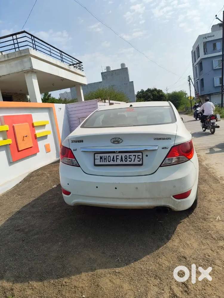 Hyundai Fluidic Verna 2012