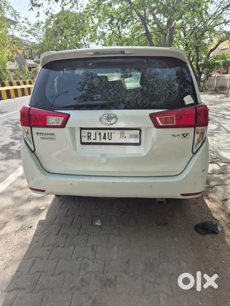 Toyota Innova Crysta 2021 Diesel 111000 Km Driven
