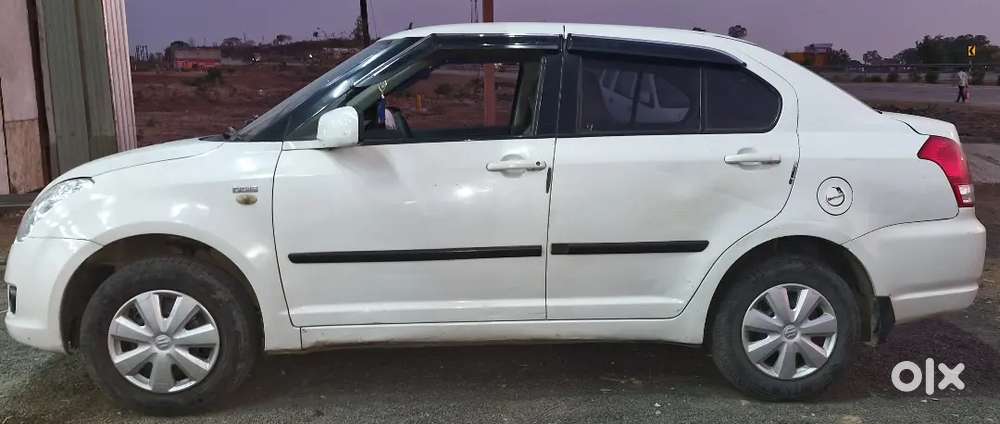 Maruti Suzuki Swift Dzire 2009 Diesel 81000 Km Driven