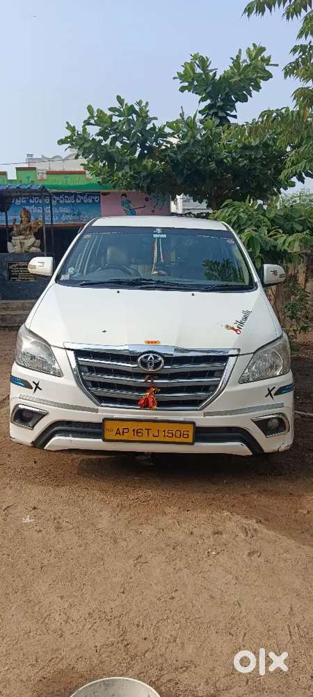 Toyota Innova 2.5 G4 2012