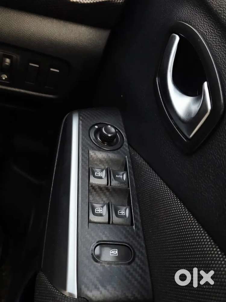 Nissan Kicks Petrol 2019