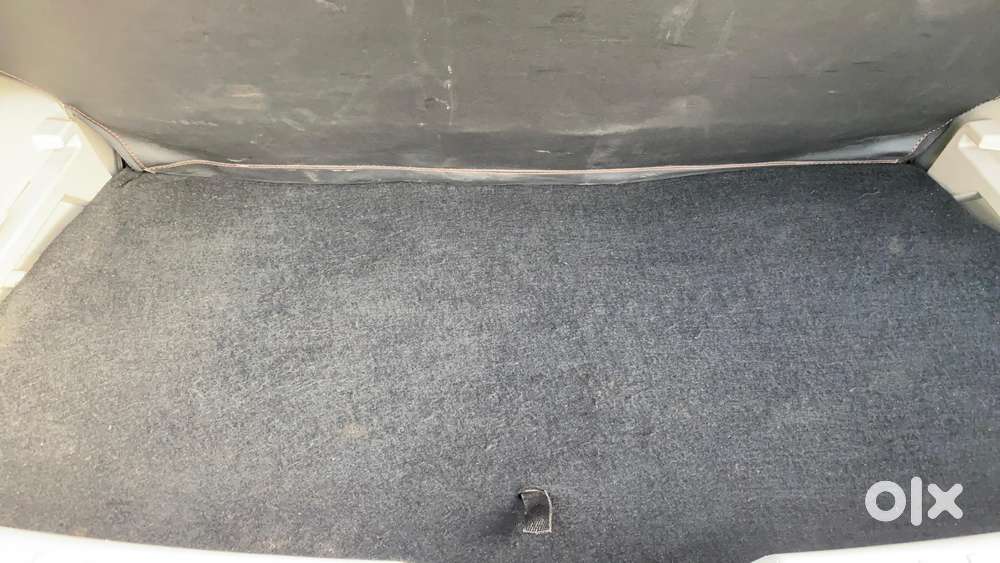 Mahindra Xuv300 1.2 W6 Amt Petrol, 2022, Petrol