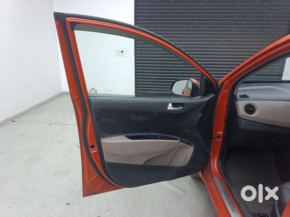 Hyundai Grand I10 1.2 Kappa Sportz Option At, 2017, Petrol