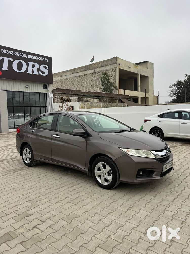 Honda City 1.5 V 5th Gen I-vtec Mt, 2015, Petrol