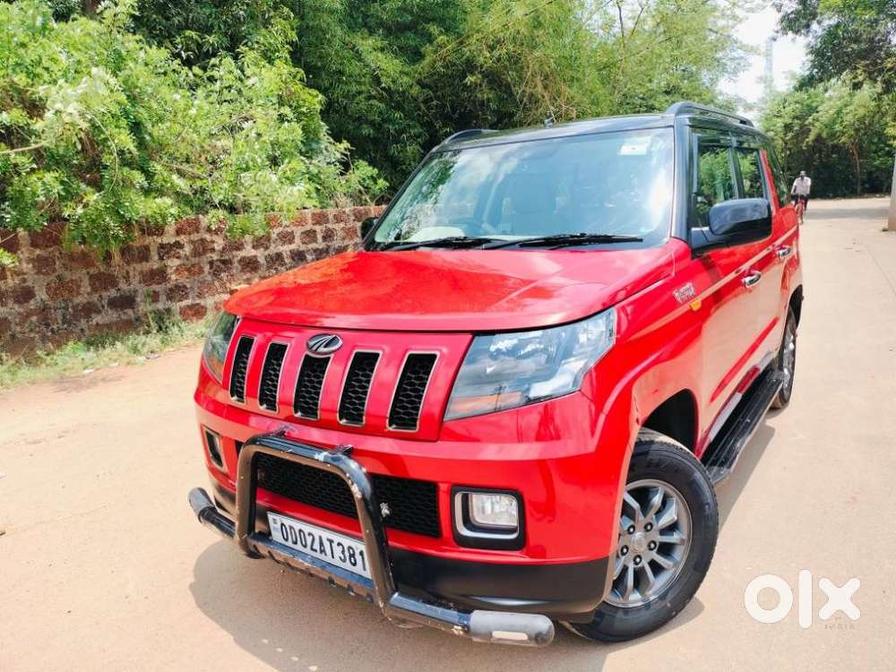 Mahindra Tuv 300 1.5 T10 (o) Amt, 2018, Diesel
