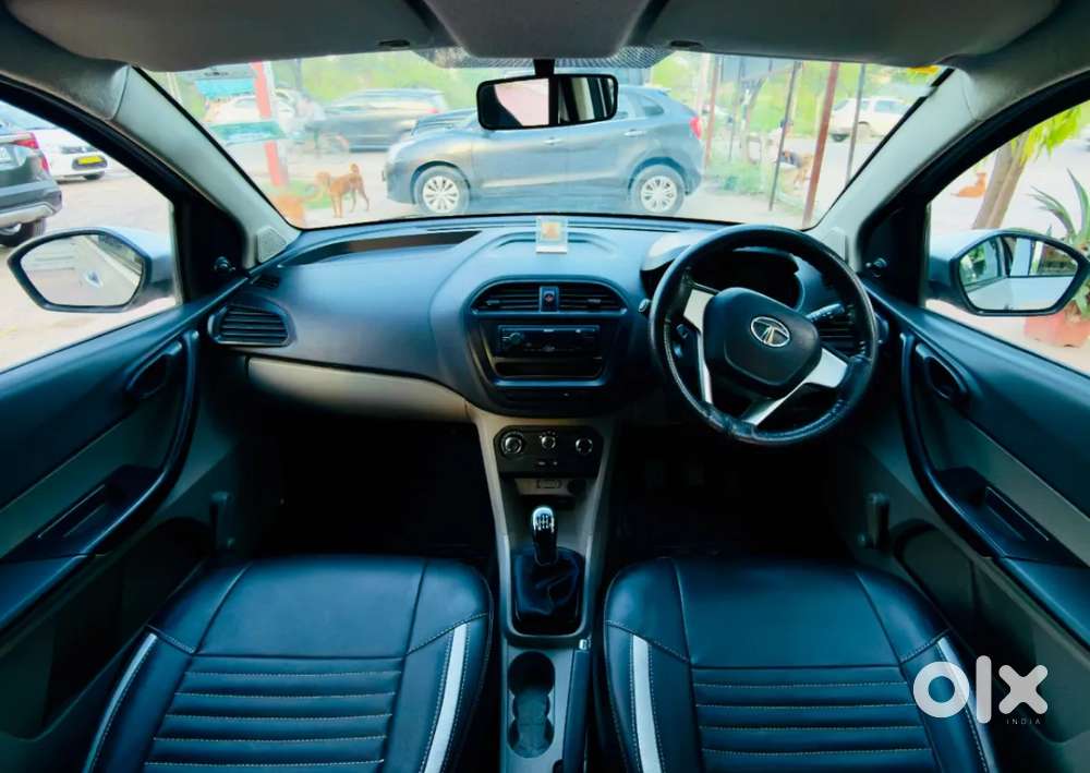 Tata Tiago Xe, 2017, Petrol