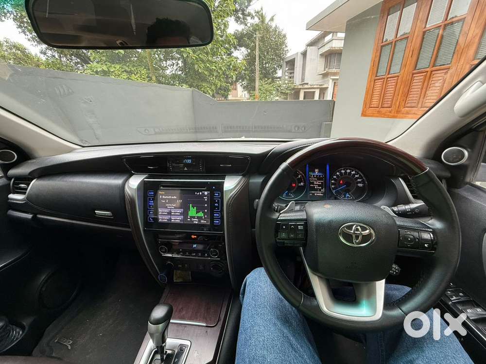 Toyota Fortuner 2016 Diesel 101000 Km Driven