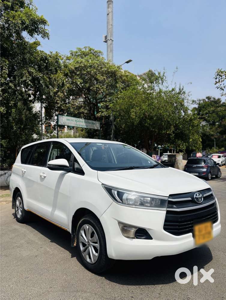 Toyota Innova Crysta 2.4 Gx Mt 8s, 2018, Diesel