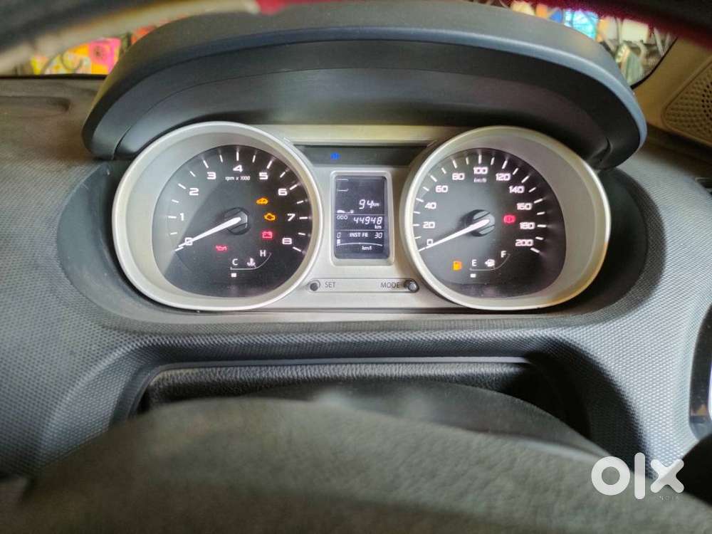 Tata Tiago Xz Petrol 2017 , Well Maintained In Very Good Condition