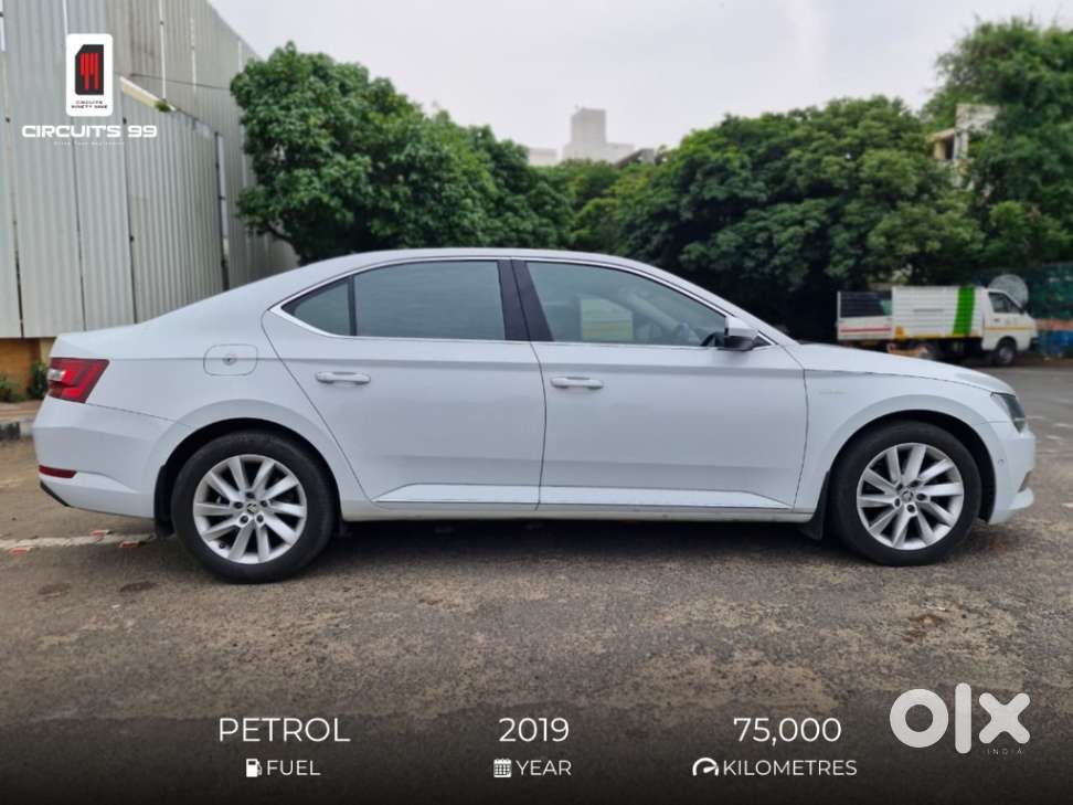 Skoda Superb 2.0 L&k Tsi At, 2019, Petrol