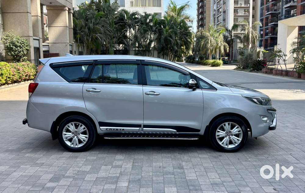 Toyota Innova Crysta 2.8z Automatic, 2017, Diesel