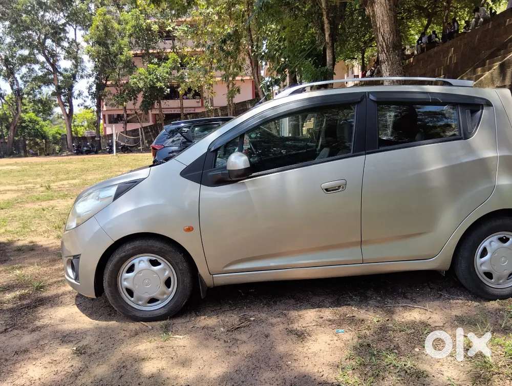 Chevrolet Beat 2011 Petrol