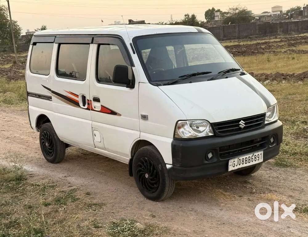 Maruti Suzuki Eeco 2016 Petrol 121000 Km Driven