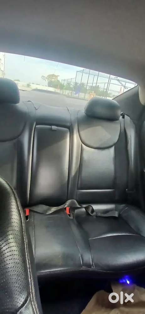 Hyundai Elantra 2018 Car