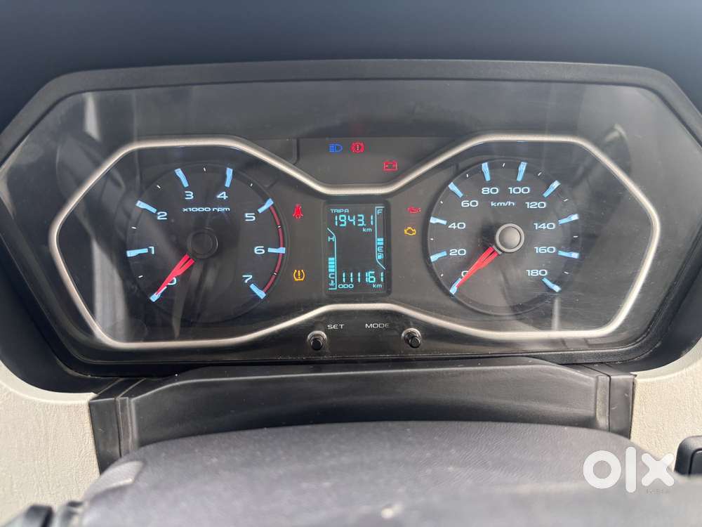 Mahindra Scorpio S10, 2016, Diesel