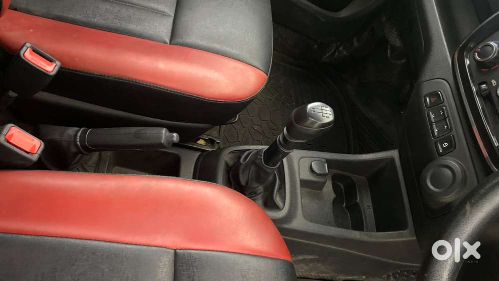 Renault Kwid 2015-2019 1.0 Rxt (o), 2017, Petrol