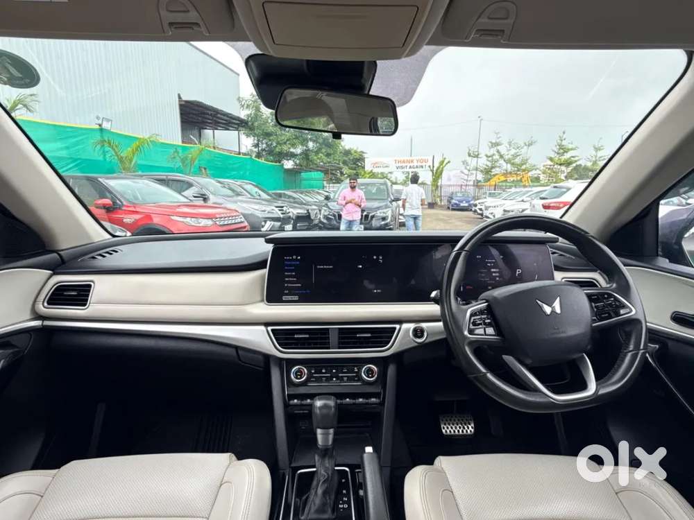 Mahindra Xuv700 2.2 Ax 7 Diesel Mt Luxury Pack Str, 2023, Diesel
