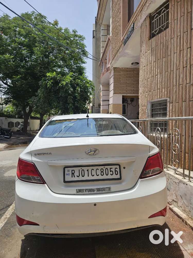 Hyundai Verna 2016 Petrol Well Maintained