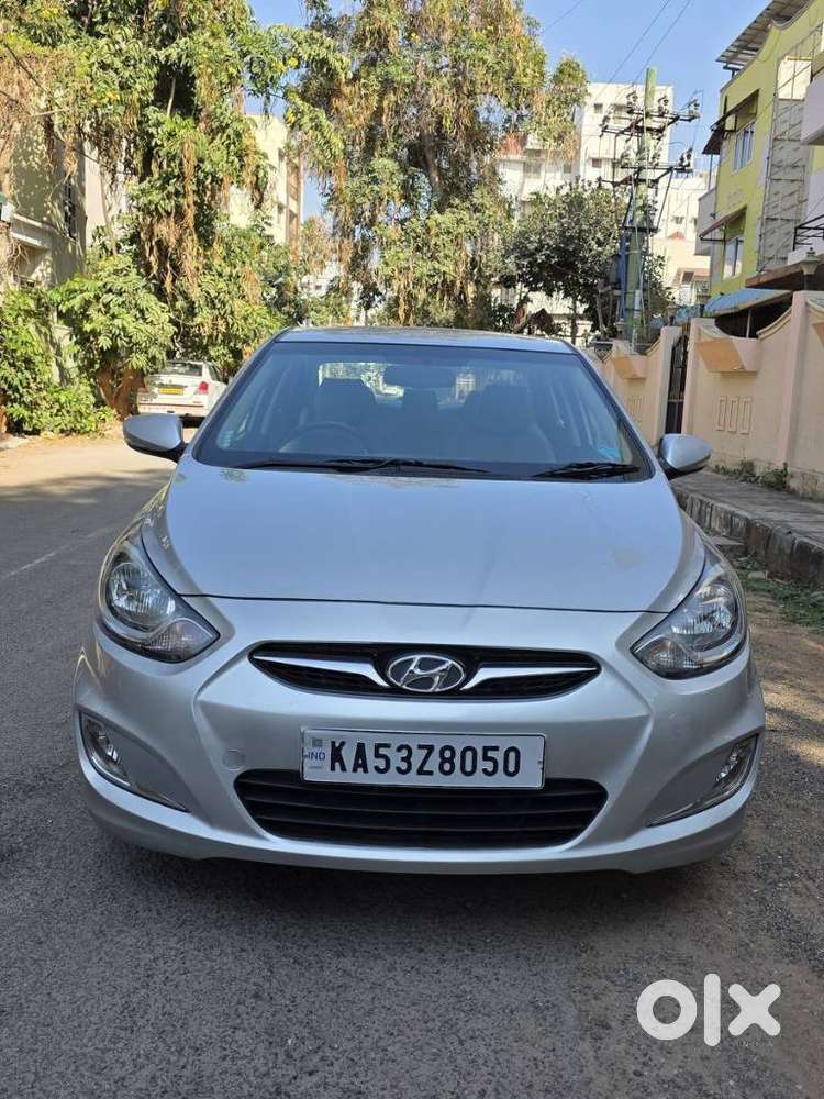 Hyundai Verna Fluidic 1.6 Vtvt Sx Automatic, 2012, Petrol