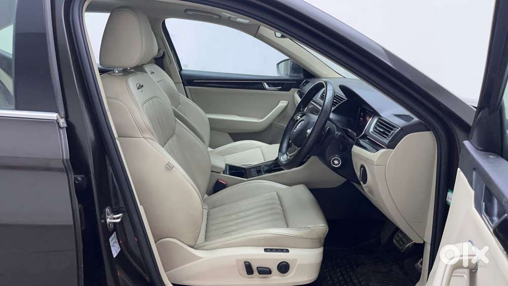 Skoda Superb L&k 1.8 Tsi At, 2021, Petrol