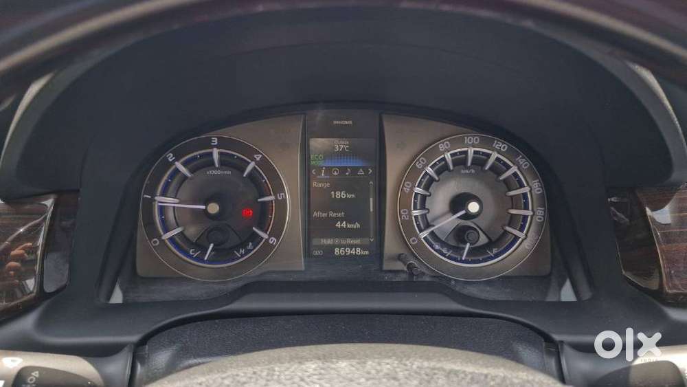 Toyota Innova Crysta 2.4 Z 7 Str, 2016, Diesel