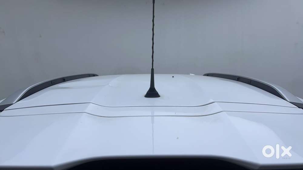 Nissan Magnite 1.0 Xv Premium Turbo Cvt, 2021, Petrol