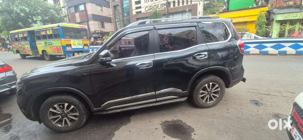 Mahindra Scorpio-n 2.2 Z8 Diesel Mt 7 Str, 2023, Diesel