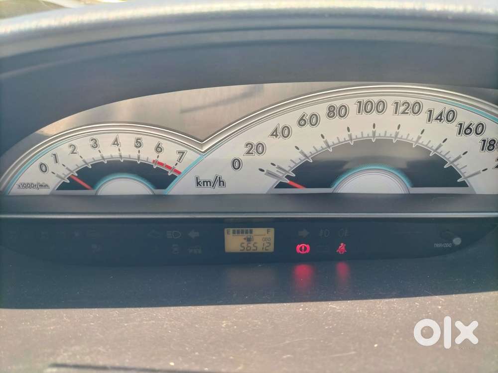 Toyota Etios V, 2011, Petrol