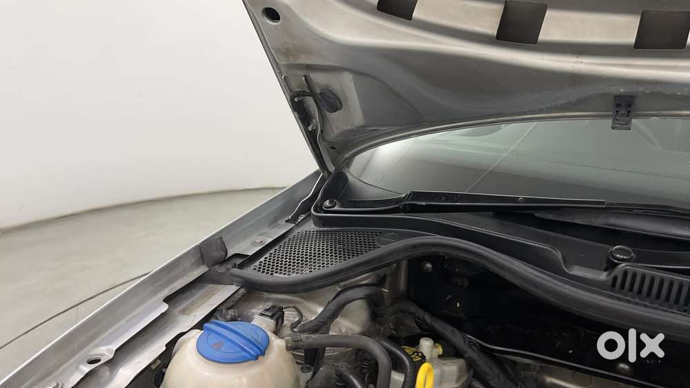 Volkswagen Polo Petrol Comfortline 1.2l, 2015, Petrol