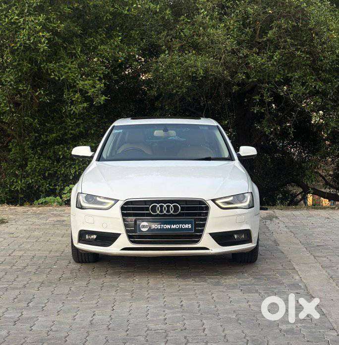 Audi A4 2.0 Tdi Premium With Sunroof, 2016, Diesel