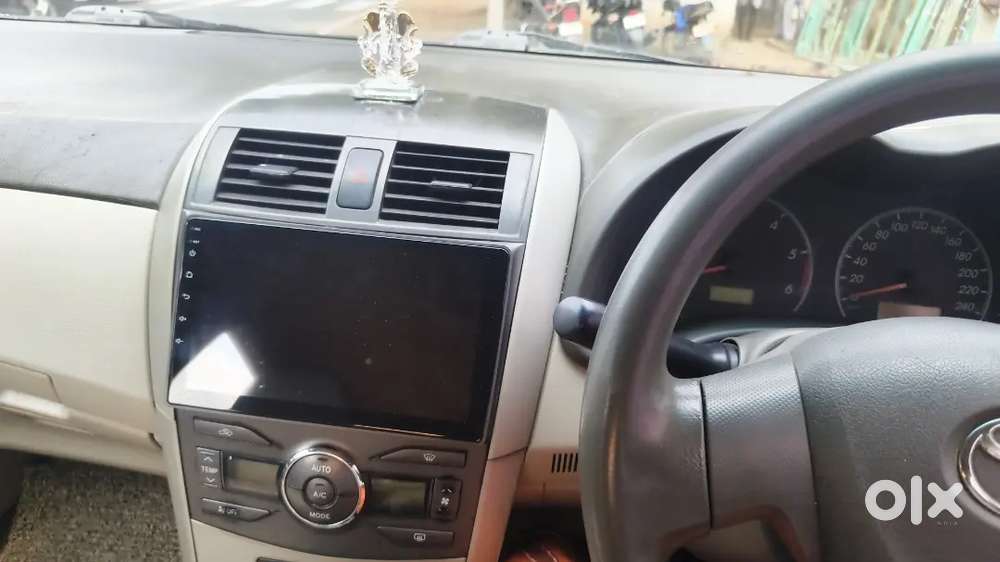 Toyota Corolla Altis 2011 D4d White Colour