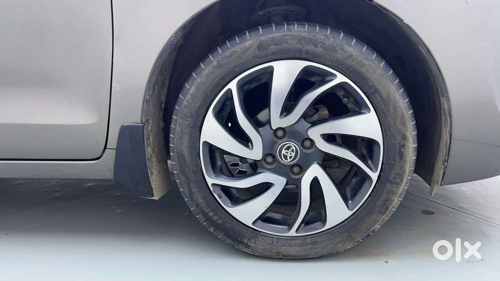 Toyota Glanza V Cvt, 2021, Petrol