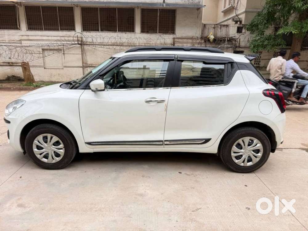 Maruti Suzuki Swift Vvt Vxi, 2021, Petrol