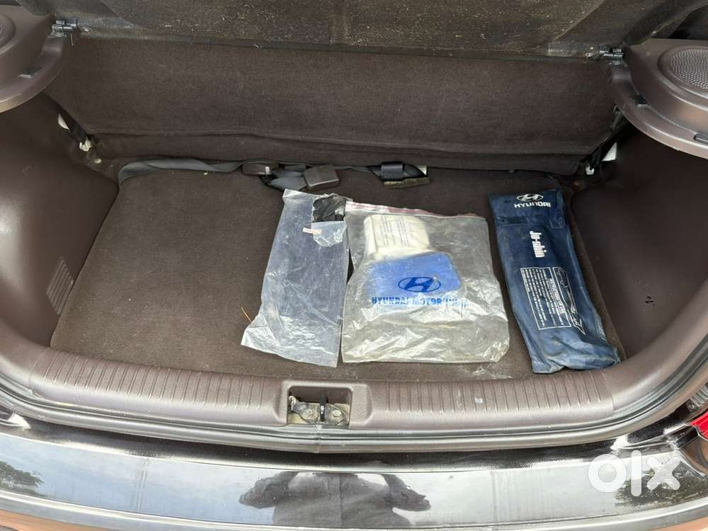 Hyundai Car Manual 2012