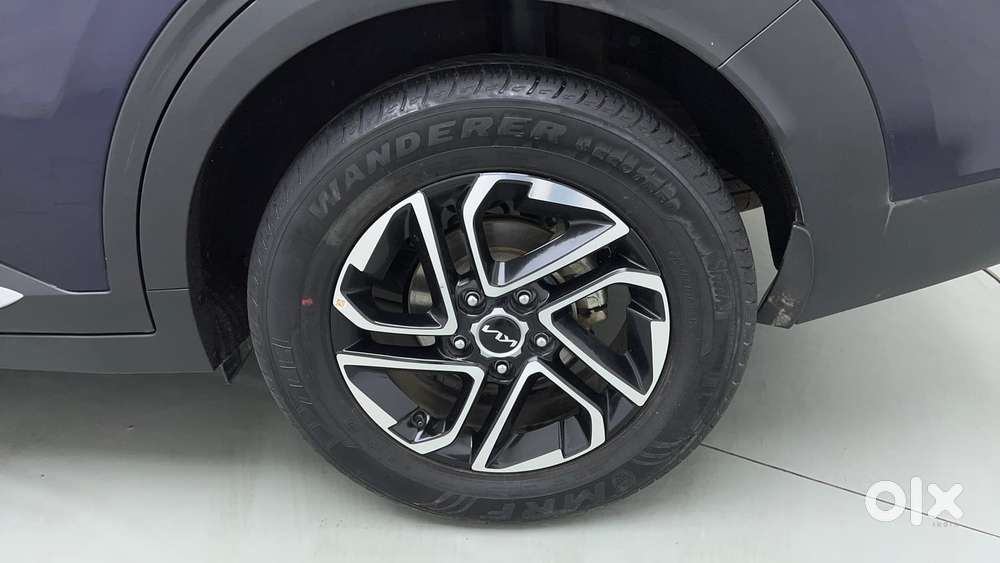 Kia Carens 1.5 Luxury Plus Turbo Dct 7 Str, 2023, Petrol