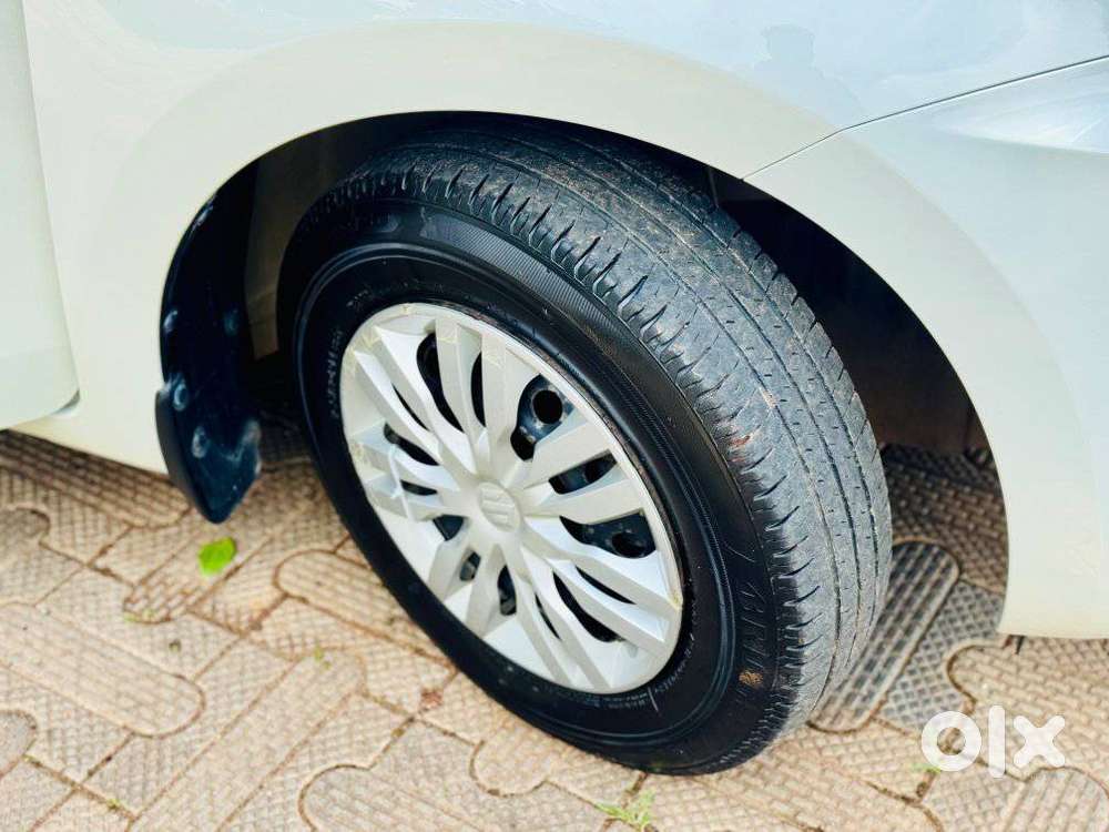 Maruti Suzuki Dzire 1.2 Vxi, 2018, Petrol