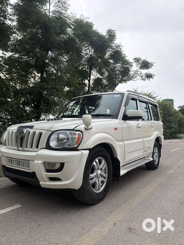 Mahindra Scorpio Vlx 2wd Airbag Bsiv, 2014, Diesel