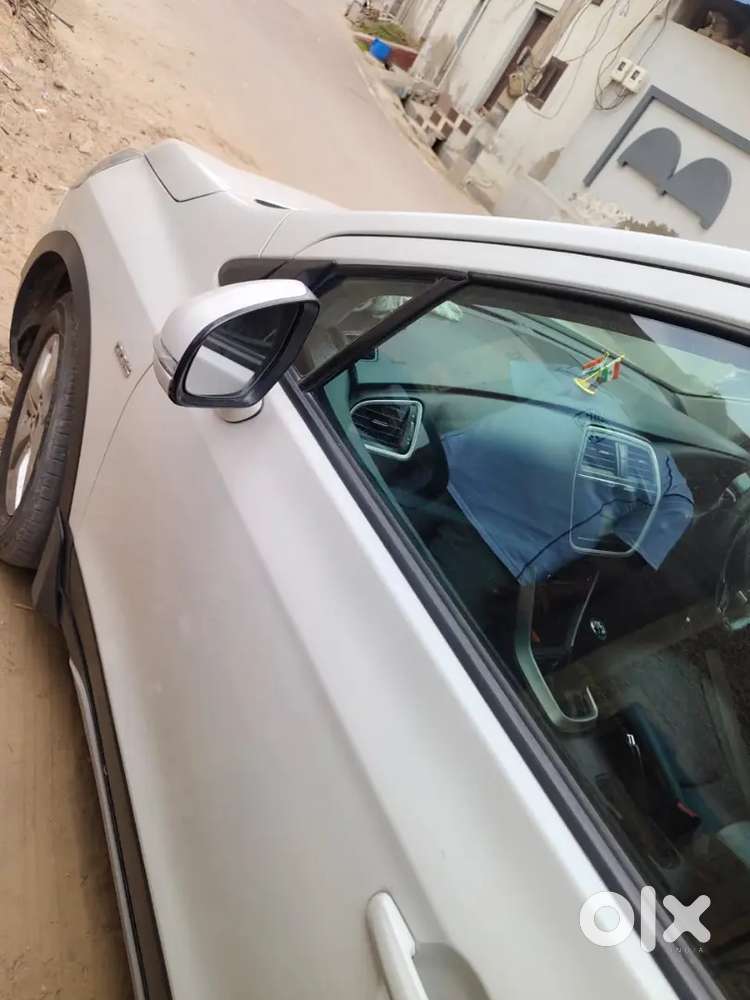 Maruti Suzuki S-cross 2015 Petrol Diesel