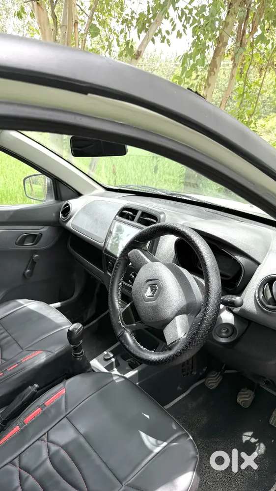 Kwid 17 Model 
New Tyres 
New Condition 
Insurance Hai